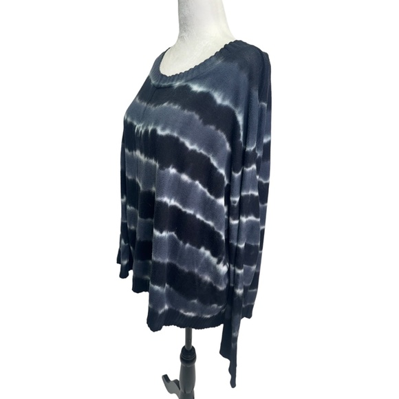 RED Saks Fifth Avenue Black/Grey Oversized Pullover Sweater Size M - Picture 5 of 10